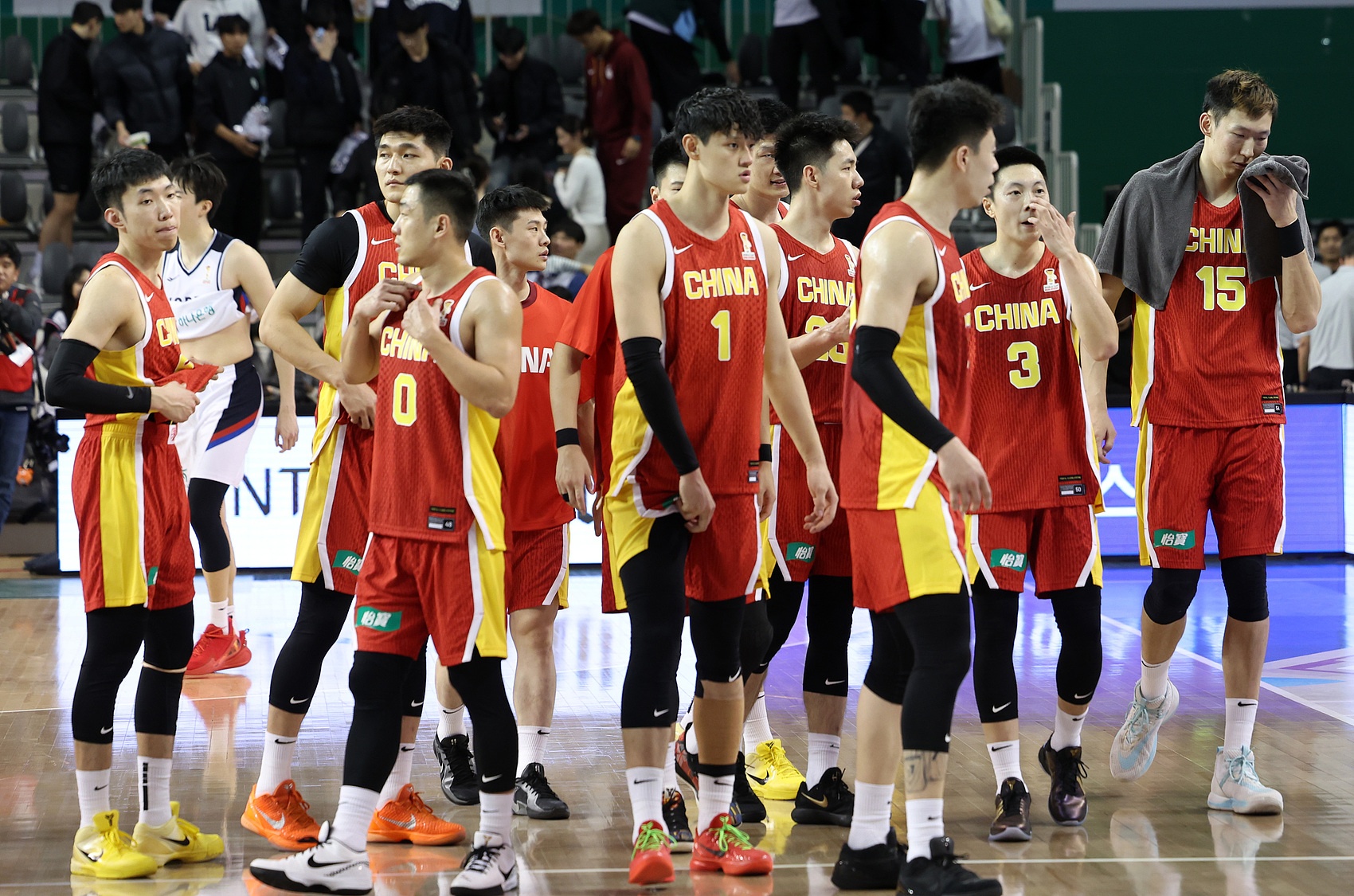 男篮集训名单公布：赵睿&amp;赵继伟&amp;张镇麟领衔 周琦郭昊文落选