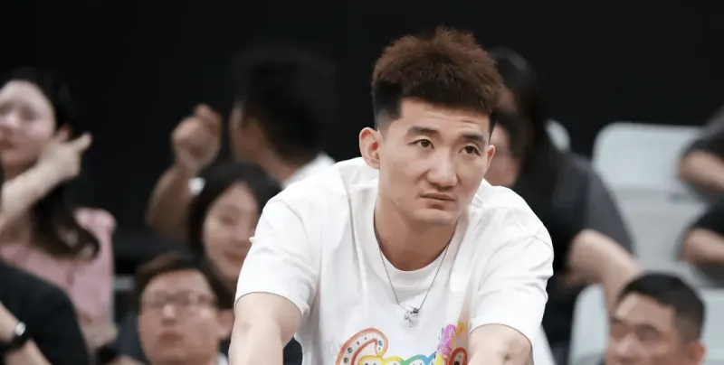 福利彩票开奖结果-孙铭徽及时复出出战生死战，你认为今晚广厦能否逆转晋级？